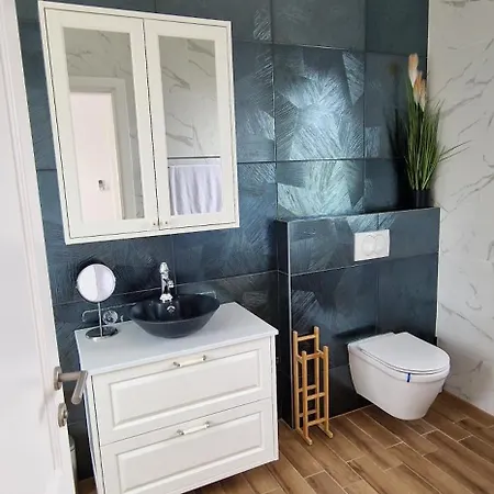 Luxury Aramis With Jacuzzi In Malinska Sveti Ivan (Krk)