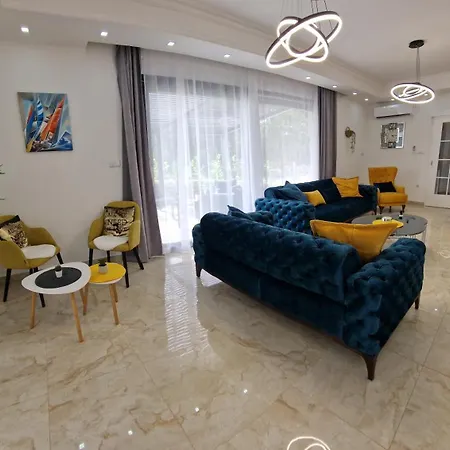 Luxury Aramis With Jacuzzi In Malinska Villa