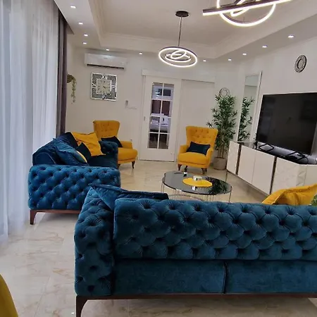 Luxury Aramis With Jacuzzi In Malinska 别墅