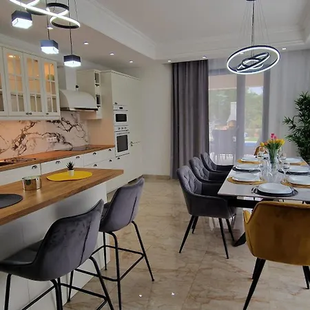 别墅 Luxury Aramis With Jacuzzi In Malinska