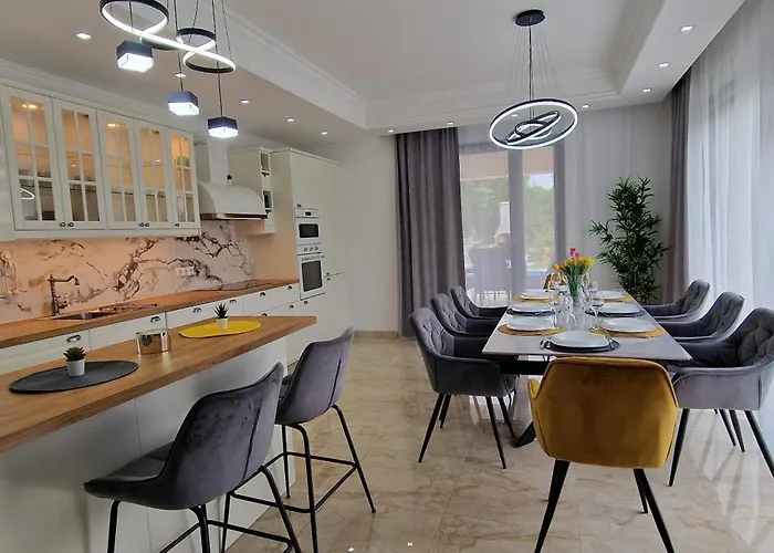Luxury Aramis With Jacuzzi In Malinska Villa