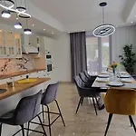 Luxury Aramis With Jacuzzi In Malinska Villa