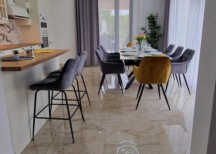 Vilă Luxury Aramis With Jacuzzi In Malinska